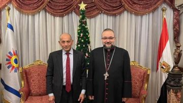 الخور أسقف بولس ساتي يستقبل سفير جامعة الدول العربية لدى الاتحاد الأوروبي للتهنئة بعيد الميلاد الخور أسقف بولس ساتي يستقبل سفير جامعة الدول العربية لدى الاتحاد الأوروبي للتهنئة بعيد الميلاد