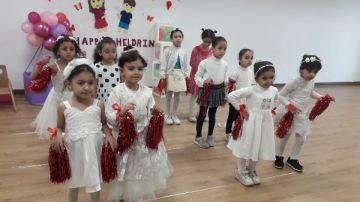 مركز استقبال أبناء وبنات العاملين بديوان وزارة التضامن ينظم احتفالا للأطفال