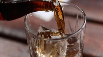 تشويه الأجنة وضعف العظام.. 5مخاطر كارثية لمشروبات الدايت الغازية تشويه الأجنة وضعف العظام.. 5مخاطر كارثية لمشروبات الدايت الغازية