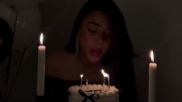 سارة سلامة تحتفل بعيد ميلادها في أحدث ظهور شاهد سارة سلامة تحتفل بعيد ميلادها في أحدث ظهور شاهد