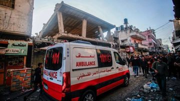 الهلال الأحمر الفلسطيني: استمرار العمل الإغاثي في غزة رغم نقص الإمكانات فيديو الهلال الأحمر الفلسطيني: استمرار العمل الإغاثي في غزة رغم نقص الإمكانات فيديو