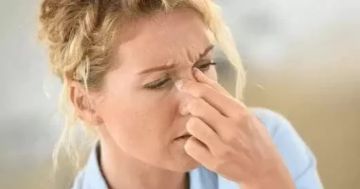 كيفية تخفيف احتقان الأنف ليلا: نصائح لنوم أفضل