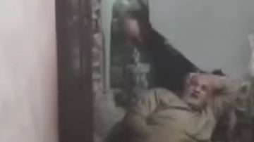 من جلسات عرفية إلى عنف موثق.. مسن كفر الشيخ ضحية صراع عائلي القصة كاملة من جلسات عرفية إلى عنف موثق.. مسن كفر الشيخ ضحية صراع عائلي القصة كاملة