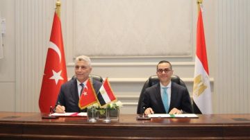 الخطيب العلاقات المصرية التركية شهدت نقلة نوعية.. وحجم التبادل التجاري سجل 8 مليارات دولار في 2024 الخطيب العلاقات المصرية التركية شهدت نقلة نوعية.. وحجم التبادل التجاري سجل 8 مليارات دولار في 2024