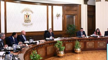 رئيس الوزراء يتابع الموقف التنفيذي لمشروعات رأس الحكمة الجديدة وشمس الحكمة