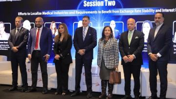 مسؤولون وخبراء يناقشون توطين الصناعات الطبية والاستفادة من استقرار سعر الصرف وتراجع الفائدة مسؤولون وخبراء يناقشون توطين الصناعات الطبية والاستفادة من استقرار سعر الصرف وتراجع الفائدة