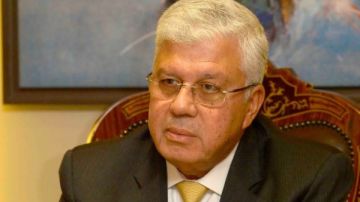 أيمن عاشور: لدينا 14 طلبا لإنشاء أفرع جديدة لجامعات دولية قيد التقييم أيمن عاشور: لدينا 14 طلبا لإنشاء أفرع جديدة لجامعات دولية قيد التقييم