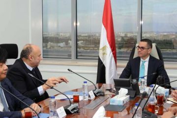  الاستثمار المصرية تبحث مع إل جي الكورية الخطط التوسعية والتصدير