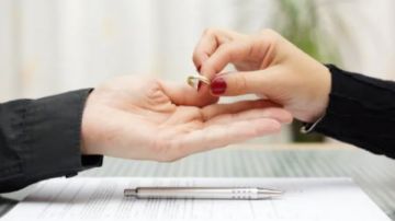 طريقة حساب الحمل.. طبيب يكشف سبب طلاق عرائس بعد أسابيع من الزواج