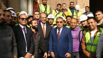 وزير الاتصالات ومحافظ الدقهلية يتفقدان موقع تنفيذ شبكة الفايبر المعلق بالمنصورة لتعزيز البنية الرقمية وزير الاتصالات ومحافظ الدقهلية يتفقدان موقع تنفيذ شبكة الفايبر المعلق بالمنصورة لتعزيز البنية الرقمية