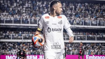 تطورات جديدة بشأن مستقبل نيمار مع سانتوس قبل نهاية عقده