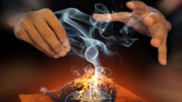 ما حكم قراءة التاروت؟.. داعية: حرام حتى ولو كانت من باب التسلية