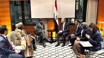 وزير البترول والثروة المعدنية يبحث الشراكة وتبادل الخبرات مع نيجيريا في قطاع التعدين وزير البترول والثروة المعدنية يبحث الشراكة وتبادل الخبرات مع نيجيريا في قطاع التعدين