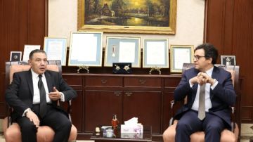 وزير الثقافة: البحر الأحمر مؤهلة لاحتضان مشروعات إبداعية كبرى