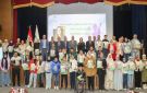  رئيس البريد تكرم أبناء العاملين المتفوقين دراسيا على مستوى الجمهورية