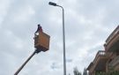 استمرار استبدال كشافات الصوديوم بكشافات LED الموفرة للطاقة بأعمدة الإنارة في الشيخ زايد