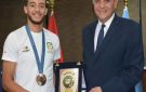 محافظ الغربية يهنئ البطل الأولمبي محمد السيد ويؤكد: ذهبية مستحقة