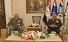 وزير الدفاع والفريق أحمد خليفة يلتقيان عددا من قادة الوفود العسكرية على هامش إيديكس