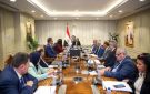 وزير قطاع الأعمال يتابع أداء الشركات القابضة ويؤكد تعزيز الإنتاجية والكفاءة