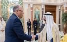 السفير المصرى يقدم أوراق اعتماده لأمير الكويت