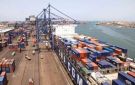 تداول 26 ألف طن بضائع و1359 شاحنة بموانئ البحر الأحمر