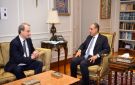 وزير الخارجية يناقش مستجدات الأوضاع بغزة مع مدير السياسات باللجنة اليهودية الأمريكية - eg