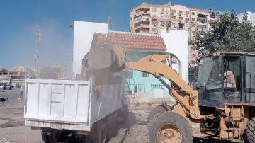بورسعيد.. حي الضواحي يكثف حملات رفع كفاءة منظومة النظافة العامة صور
