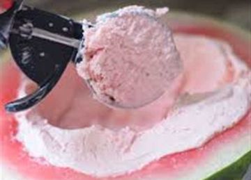  لضمان جودته ونظافته .. طريقة عمل آيس كريم الفراولة في المنزل