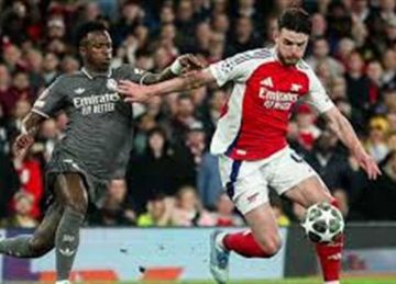 يويفا يكشف سبب إلغاء ركلة جزاء ريال مدريد أمام أرسنال.. وخبير تحكيمي يرد  يويفا يكشف سبب إلغاء ركلة جزاء ريال مدريد أمام أرسنال.. وخبير تحكيمي يرد