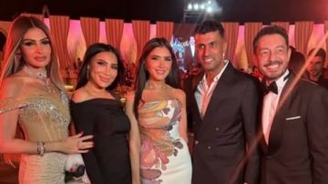 أجملهن روجينا ومي عمر .. شاهد فساتين الفنانات في حفل زفاف ليلي زاهر تشعل السوشيال ميديا أجملهن روجينا ومي عمر .. شاهد فساتين الفنانات في حفل زفاف ليلي زاهر تشعل السوشيال ميديا