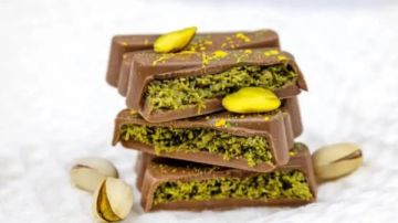 لن تصدق ماذا يحدث للجسم عند تناول شوكولاتة دبي؟ لن تصدق ماذا يحدث للجسم عند تناول شوكولاتة دبي؟