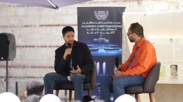 أحمد مالك: الشهرة المبكرة للممثل تؤثر عليه نفسيا بالسلب أحمد مالك: الشهرة المبكرة للممثل تؤثر عليه نفسيا بالسلب