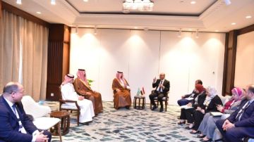 وزير العمل يبحث مع نائب وزير الموارد البشرية السعودي الربط الإلكتروني بين البلدين وزير العمل يبحث مع نائب وزير الموارد البشرية السعودي الربط الإلكتروني بين البلدين