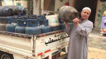 بجلباب بلدي..مدير الرقابة التموينية في الاسماعيلية يتنكر لضبط التجار المخالفين