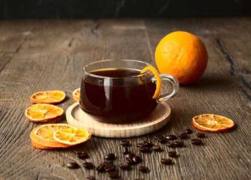  القهوة بالبرتقال .. فوائد مفاجأة في تنشيط الغدد وإنقاص الوزن