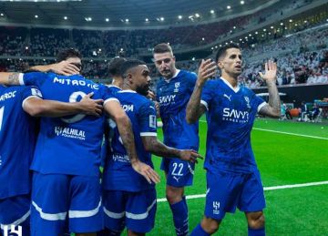 ميتروفيتش يقود تشكيل الهلال ضد النصر في قمة الدوري السعودي