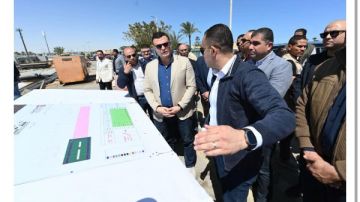 وزير الإسكان يتفقد مشروعات رفع كفاءة الكباري والمسطحات الخضراء بمارينا العلمين