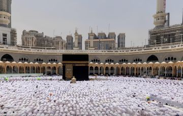 تحبس صاحبها عن الجنة.. خطيب المسجد الحرام يحذر من التساهل في أموال الناس