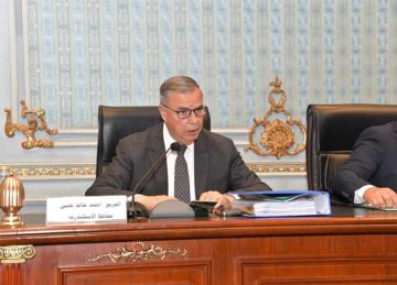 محافظ الإسكندرية: يجب التعامل مع ملف القمامة بمنظور اقتصادي ولدينا فجوة تمويلية