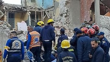 مسلسل انهيار العقارات في مصر ..وتحركات برلمانية لحصر الآيلة للسقوط مسلسل انهيار العقارات في مصر ..وتحركات برلمانية لحصر الآيلة للسقوط