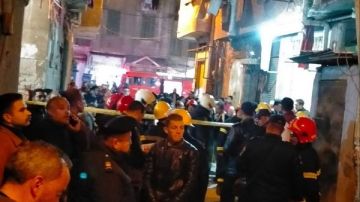 الضحايا من أسرة واحدة..الصور الأولى لحادث انهيار عقار بحري بالإسكندرية