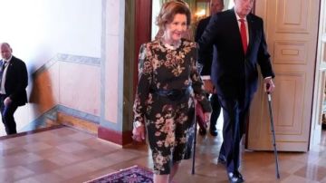 صعوبات في التنفس..نقل ملكة النرويج بالهليكوبتر إلى المستشفى في حالة طارئة صعوبات في التنفس..نقل ملكة النرويج بالهليكوبتر إلى المستشفى في حالة طارئة