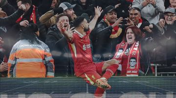 بعد تعادل أرسنال .. ماذا يحتاج ليفربول لحسم لقب الدوري الإنجليزي؟