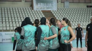 الأهلي يواجه سوكسيوم السنغالي في أول لقاءات بطولة أفريقيا لسيدات الكرة الطائرة الأهلي يواجه سوكسيوم السنغالي في أول لقاءات بطولة أفريقيا لسيدات الكرة الطائرة