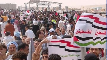 برلماني: احتشاد المصريين أمام معبر رفح يعكس الوحدة والاصطفاف خلف القيادة السياسية