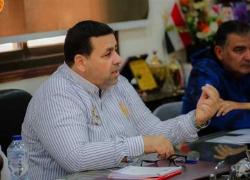 رئيس المنصورة يجتمع بالجهاز الفني واللاعبين قبل مواجهة بلدية المحلة في دوري المحترفين رئيس المنصورة يجتمع بالجهاز الفني واللاعبين قبل مواجهة بلدية المحلة في دوري المحترفين