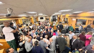 سلامة يدعو لإصدار بيان يدين صفحات السوشيال المسيئة