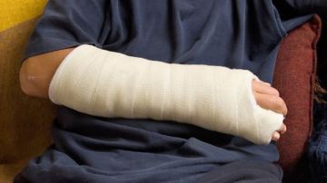 شاب يتعرض للبلطجـ.ـة وقطـ.ـع في أوتار اليد بشارع العريش بالهرم تفاصيل مثيرة