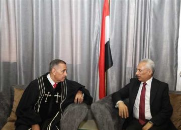 وفد جامعة المنيا يزور المطرانيات للتهنئة بعيد القيامة المجيد