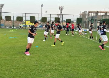 منتخب مصر للشباب يتدرب بالإسماعيلية استعدادا لمباراة سيراليون.. ونبيه يشيد ويحذر